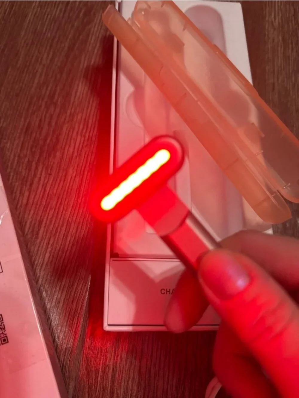 Solawave 4-in-1 Radiant Renewal Skincare Wand with Red Light Device